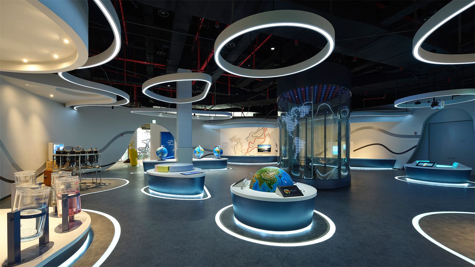 Ocean Currents (국립해양과학관 해류 조형물) on-site photo 2